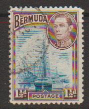 Bermuda SG 111 Used  short corner perfs