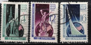 RUSSIA Scott # 3019-21 Used - Space Related Monuments