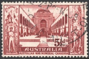 Australia: SC#308 5½d War Memorial with Sailor and Airman (1958) Used