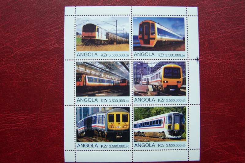 Angola 2000 MNH Trains Locomotives #2