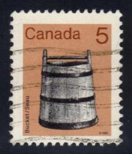 Canada #920 Bucket, used (0.25)