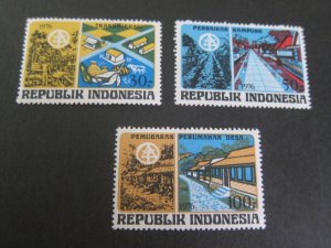 Indonesia 1976 Sc 965-67 set MNH