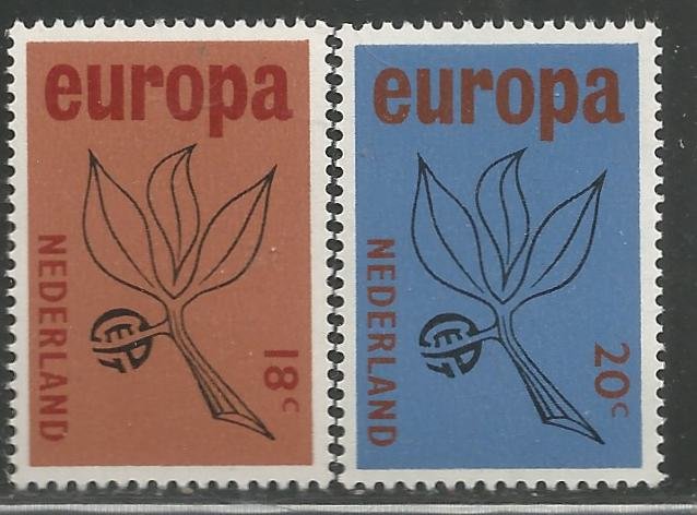 NETHERLANDS  438-439  MNH, EUROPA