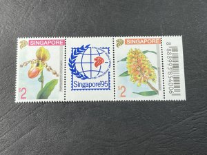 SINGAPORE # 685-686(686a)--MINT/NEVER HINGED--BARCODE & LABEL PAIR--1994(LOTD)