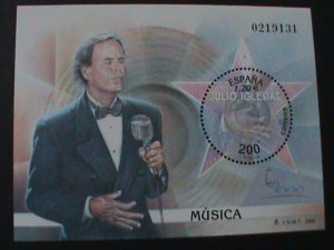 ​SPAIN-SC#3068a-ESPANA'2000-WORLD STAMPS SHOW-JULIO LGLESIAS-SINGER MNH S/S