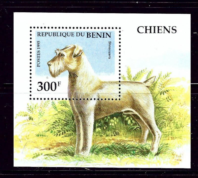 Benin 747 MNH 1995 Dogs S/S