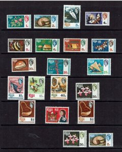 Fiji: 1969 Re-issued Decimal Definitive set, includes Glazed paper issues, MNH