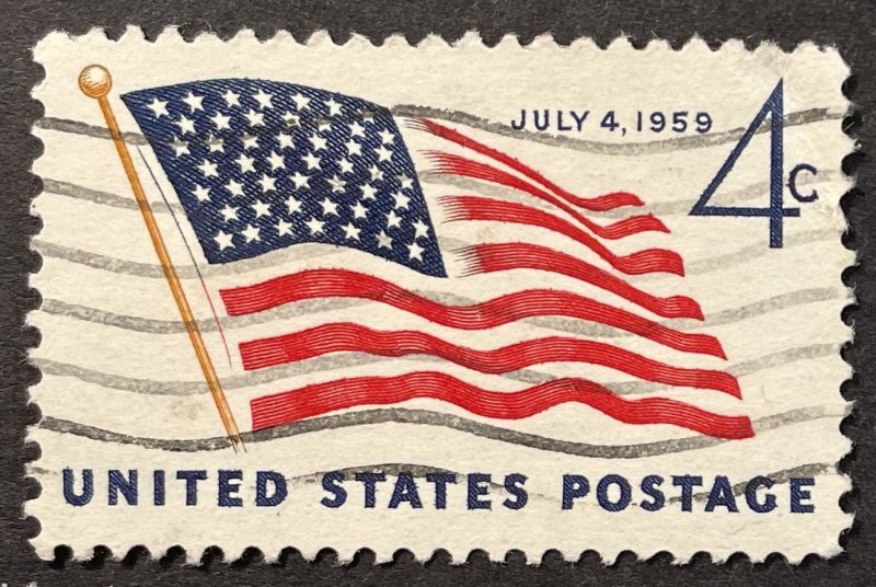 US #1132 Used F/VF 4c July 4 USA Flag 1959 [B39.2.1]