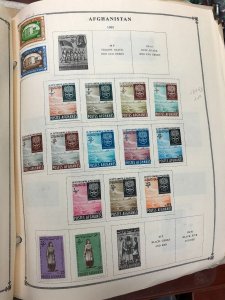 INTERNATIONAL COLLECTION – 1960-1965 ABU DHABI TO KUWAIT – 419201