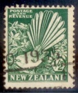 New Zealand 1935 SC# 185 Used CH4