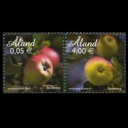 ALAND IS. 2011 - Scott# 319-20 Apple Set of 2 LH