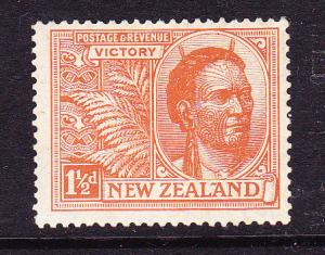 NEW ZEALAND 1920 1 1/2d  VICTORY MLH   SG 455