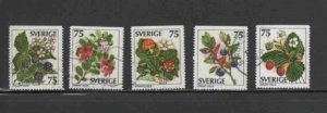 SWEDEN #1215-1219 1977 WILD BERRIES F-VF USED a