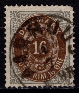 Denmark 1875-1903 Definitive, 16o brown / grey normal border [Used]