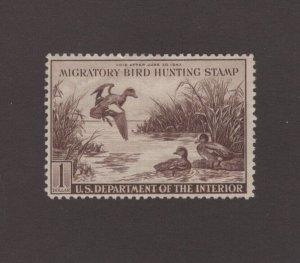 RW9 - Federal Duck Stamp. Single. MH. OG.    #02 RW9mlhb