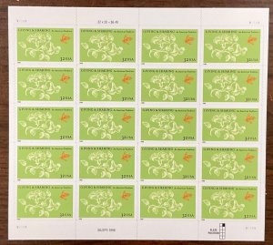 3243 Giving and Sharing MNH 32 c sheet of 20   FV $6.40 Issued in 1998