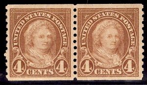 US Stamp #601 COIL PAIR 4c Martha Washington MINT NH SCV $16.50