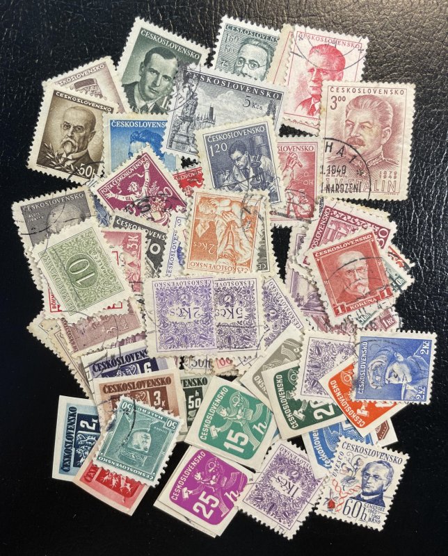 Czechoslovakia LOT - Large LOT includes some imperf issues.