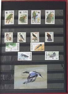 COLLECTION OF BIRDS MNH STAMPS FROM DIFF. COUNTRIES IN AN ALBUM - 210 STAMPS