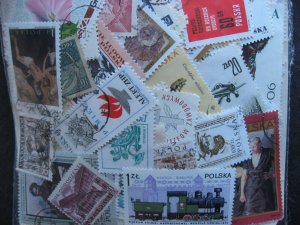 Poland colossal mixture (duplicates,mixed cond) 2,000 65% comems,35% defins