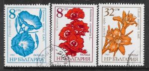 Bulgaria #3184-3186  Flowers (U) CV$0.80