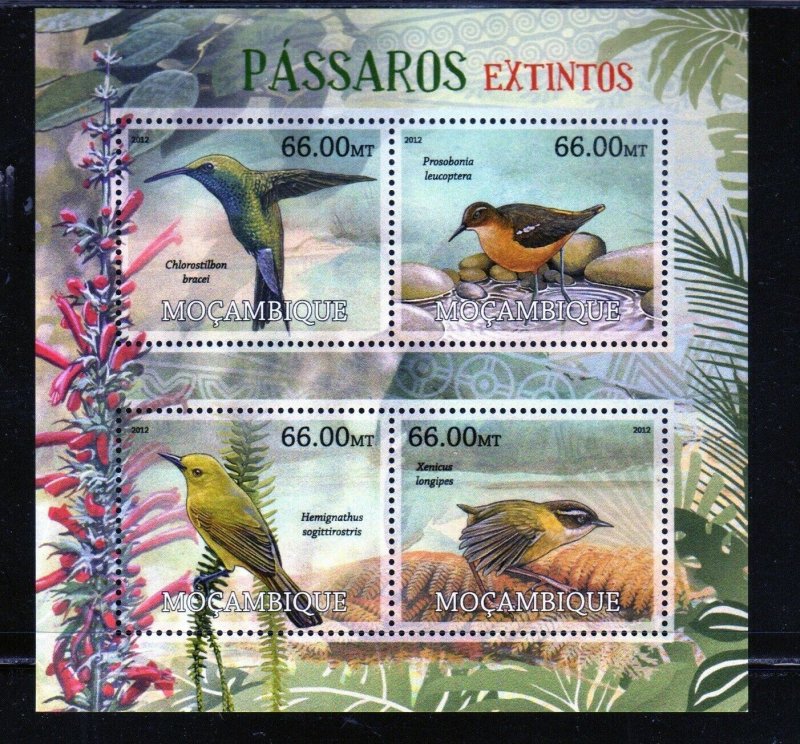 MOZAMBIQUE #2587 2012 EXTINCT BIRDS MINT VF NH O.G M/S