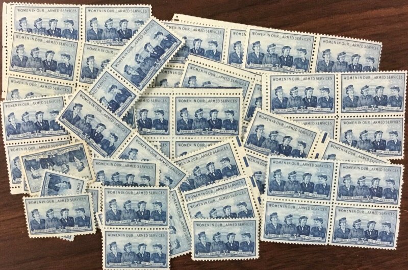 1013    Service Women  100 count  MNH 3 cent stamps  Issued  In 1952 