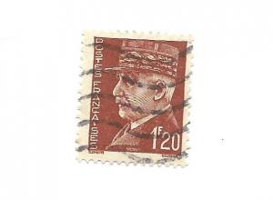 France 1942 - Scott #438 *