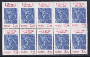 France # 2014, Statue of Liberty, Block of Eight Stamps, NH, 1/3 Cat