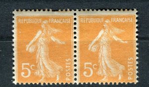 FRANCE; 1920 early Sower issue fine MINT MNH unmounted Shade of 5c. Pair