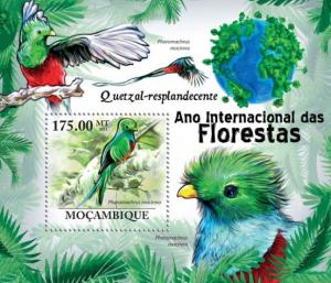 MOZAMBIQUE 2011 SHEET INTERNATIONAL YEAR OF FORESTS RESPLENDENT QUETZAL BIRDS