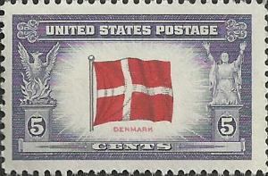 # 920 MINT NEVER HINGED DENMARK