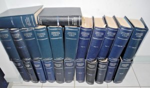 WW, BRITISH COLONIES, 1000s of Stamps in a 24 Volume Scott International album