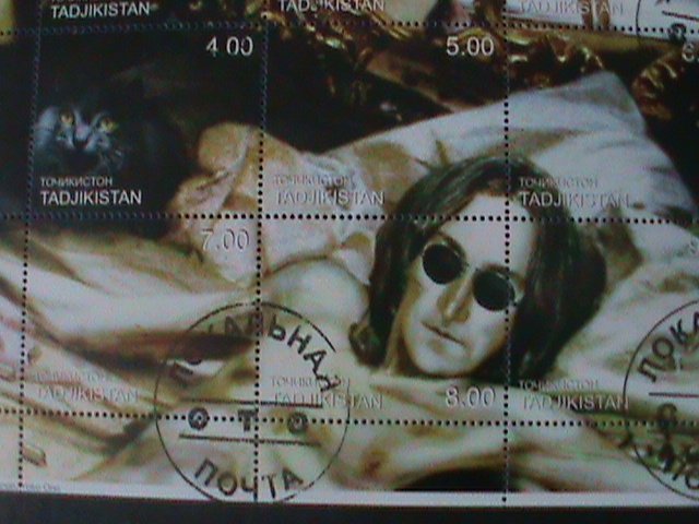 ​TAJIKISTAN- 2000--20TH CENTURY DREAMS-THE BEST MOVIE STARS- CTO NH SHEET-VF