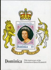 DOMINICA 573 MN SS BIN $1.00