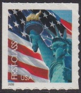 3975 Flag and Statue of Liberty MNH