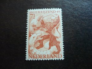 Stamps - Netherlands - Scott# 277 - Mint Never Hinged Set of 1 Stamp