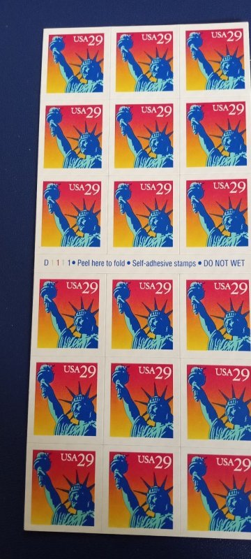 US #2599a, BK of 18 @ .29c, MNH (1993)