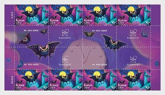 Aland Islands 2020 Nordic mammals Bats block of 8 stamps and all type labels MNH
