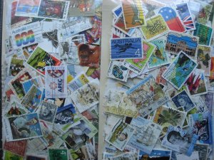 Australia colossal mixture (duplicates,mixed cond) 2000, 60% comems,40% defins