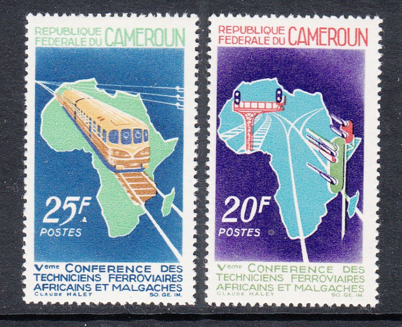 Cameroun 453-454 Trains MNH VF