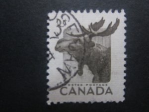 Canada #323 Wildlife Moose  Nice stamps {ca253}