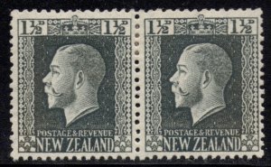 New Zealand - 1915 KGV 1½d Pair MH* SG 416a