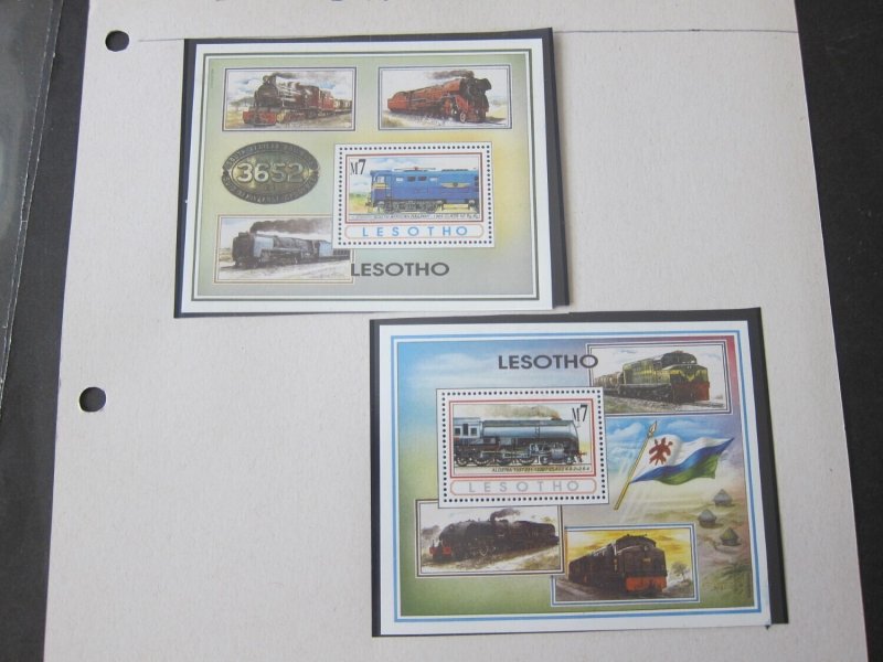 Lesotho 1993 Sc 977-8 Train set MNH