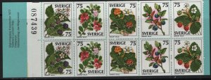 SWEDEN 1219a  MNH    WILD BERRIES BOOKLET PANE