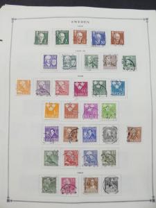 EDW1949SELL : SWEDEN Very clean Mint & Used collection on album pages. Cat