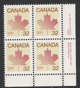 Canada #924 LR PL BL #1 Maple Leaf 32