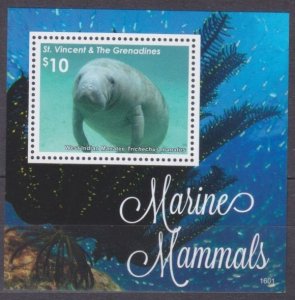 2016 St Vincent Grenadines 7670/B827 Marine fauna - Dolphins, Whales 9,00 €