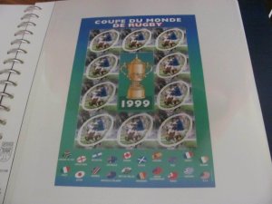 FRANCE MNH 1994-2000 LINDNER ALBUM COMPLETE W/SS &  BOOKLETS (95)