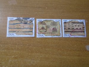 Italy  # 2316-18   used
